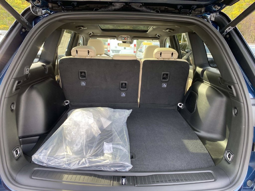 New 2027 Jeep Grand Cherokee Limited AWD/4WD image 4
