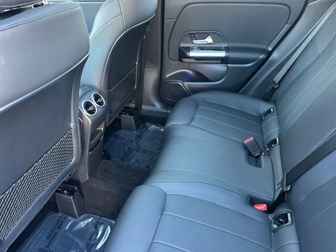 Certified 2025 Mercedes-Benz GLA 250 image 12