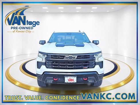 Certified 2024 Chevrolet Silverado 1500 LT Trail Boss w/ Convenience Package II AWD/4WD image 2