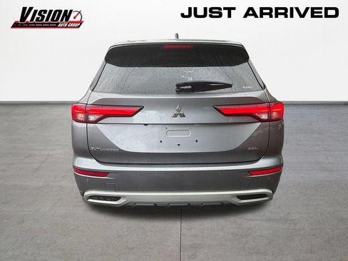 Used 2024 Mitsubishi Outlander SEL AWD/4WD image 6