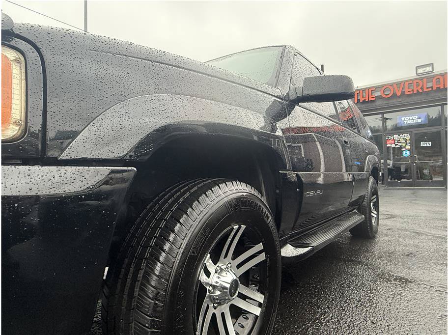 Used 1999 GMC Yukon Denali AWD/4WD image 17