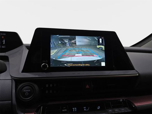 Used 2026 Toyota Prius SE image 24