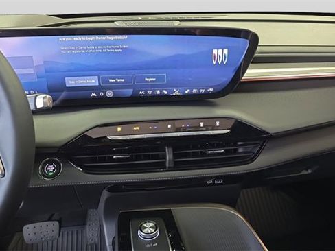 New 2026 Buick Enclave Avenir w/ Super Cruise Package image 22