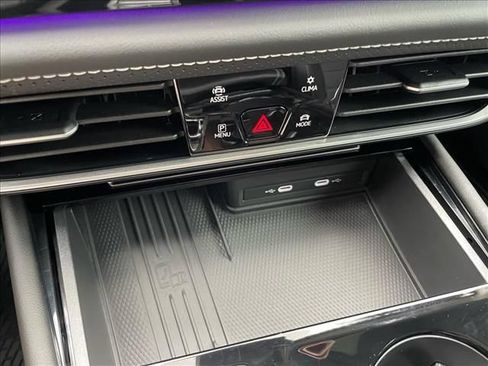 Certified 2026 Volkswagen Atlas SEL AWD/4WD image 14