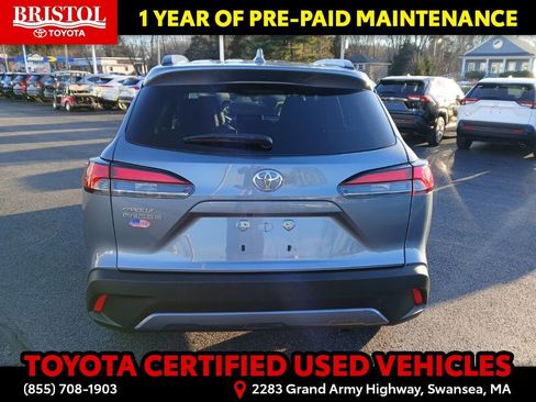 Certified 2024 Toyota Corolla Cross XLE image 6