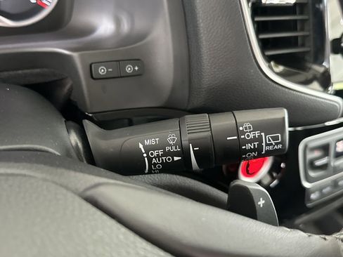 Used 2019 Honda Pilot Elite image 22