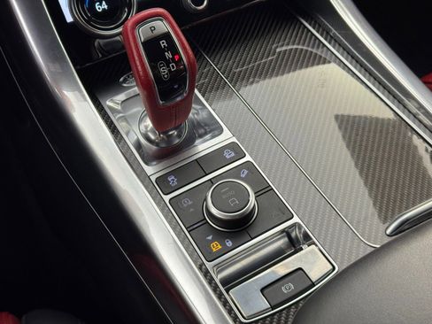 Used 2019 Land Rover Range Rover Sport SVR image 34