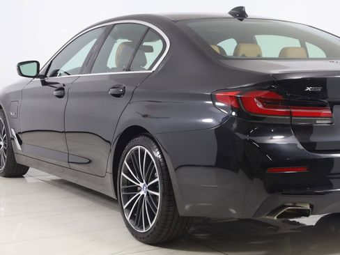Used 2023 BMW 530e xDrive w/ Premium Package AWD/4WD image 26