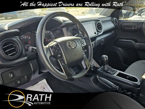 Used 2022 Toyota Tacoma SR5 image 10