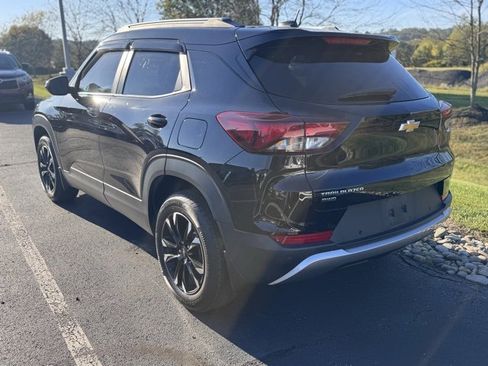 Certified 2022 Chevrolet TrailBlazer LT w/ Convenience Package image 8