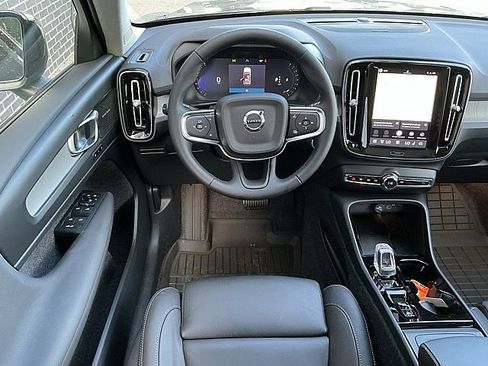 New 2026 Volvo XC40 B5 Ultra w/ Climate Package image 5