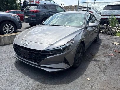 Certified 2023 Hyundai Elantra SEL