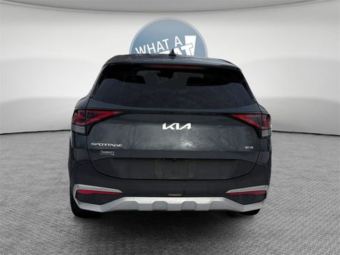 Certified 2023 Kia Sportage LX image 5