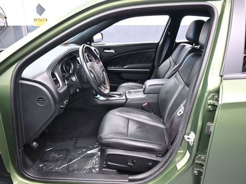 Used 2023 Dodge Charger SXT w/ Plus Group RWD image 11