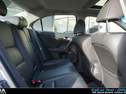 Used 2011 Acura TSX w/ Technology Package image 22