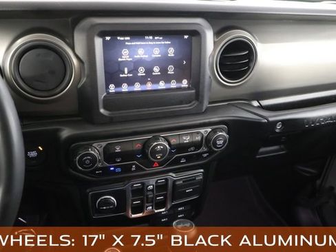 Used 2023 Jeep Wrangler Unlimited image 33