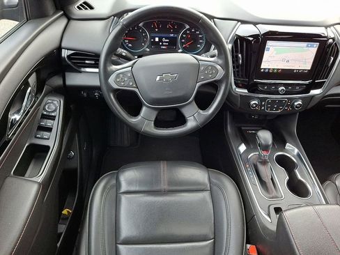 Certified 2023 Chevrolet Traverse RS image 13