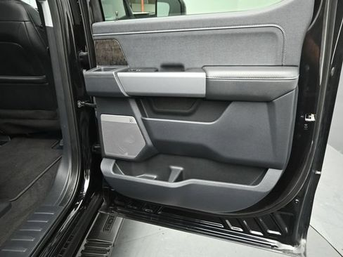 Used 2024 Ford F250 Lariat w/ Sport Appearance Package AWD/4WD image 24