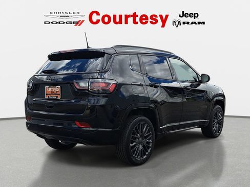 Certified 2023 Jeep Compass High Altitude AWD/4WD image 4