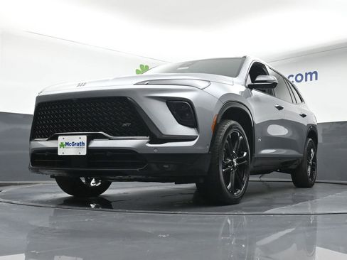 New 2026 Buick Enclave Sport Touring w/ Super Cruise Package image 6