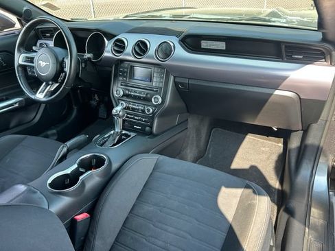 Used 2016 Ford Mustang Coupe RWD image 26