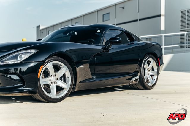 Used 2013 SRT Viper SRT-10 w/ Grand Touring Pkg RWD image 35