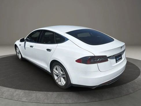 Used 2013 Tesla Model S RWD image 3