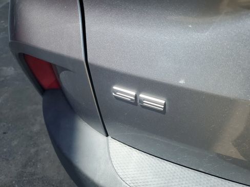 Used 2022 Ford Escape SE w/ SE Sport Appearance Package FWD image 11