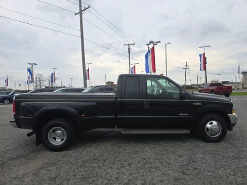 Used 2003 Ford F350 XLT image 4