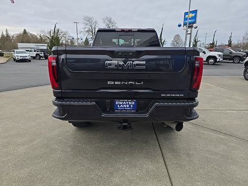 Used 2024 GMC Sierra 3500 Denali Ultimate image 5