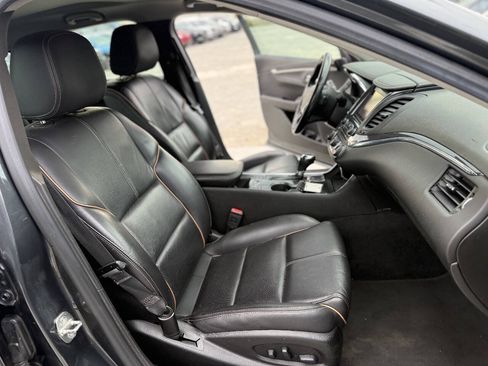 Used 2019 Chevrolet Impala Premier FWD image 21
