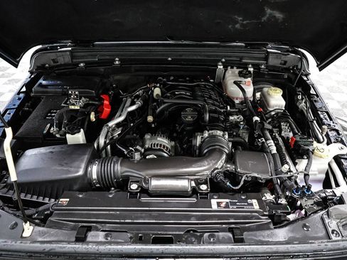 Used 2023 Jeep Wrangler Sahara image 15