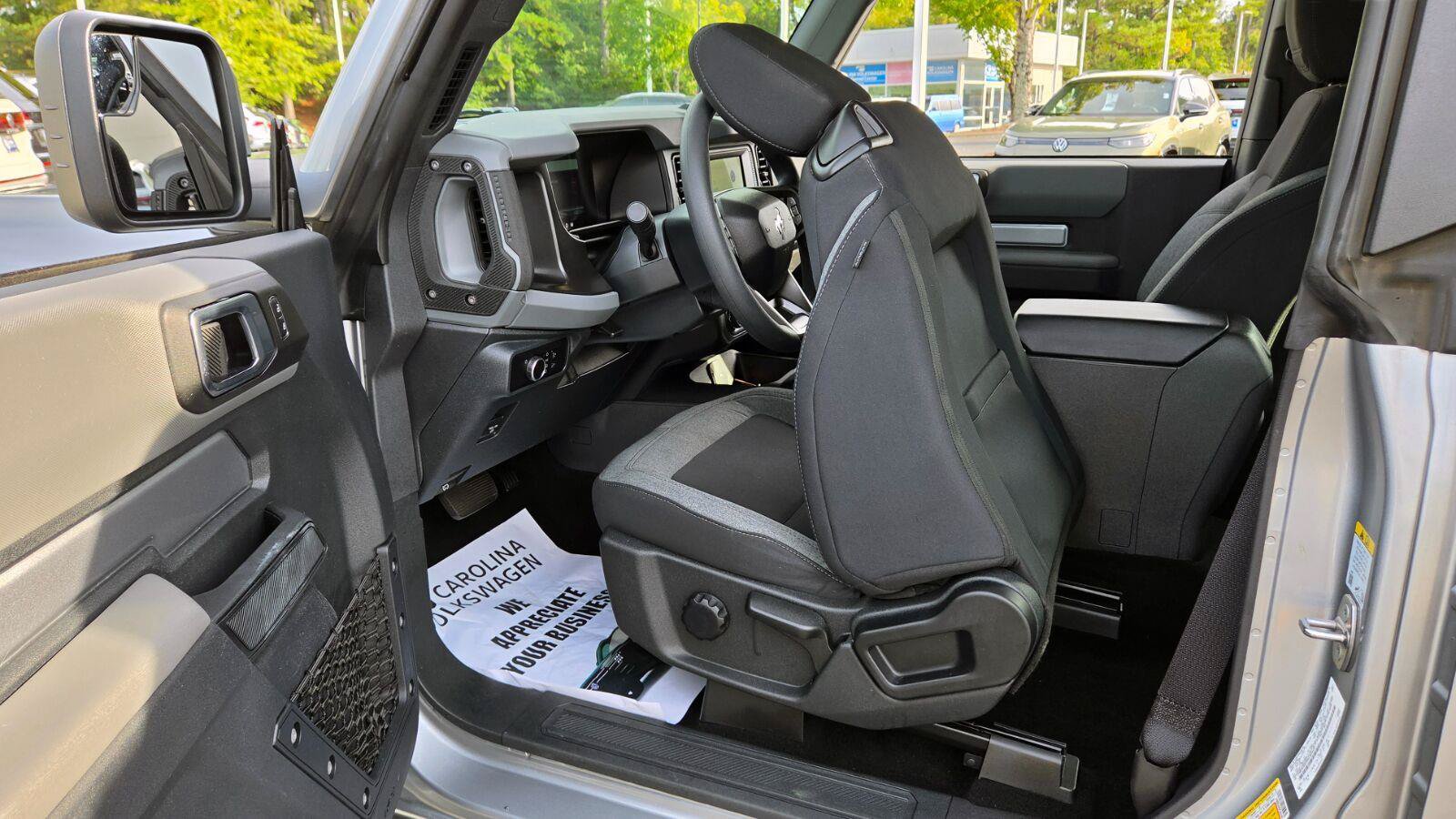 Used 2023 Ford Bronco 2-Door AWD/4WD image 45