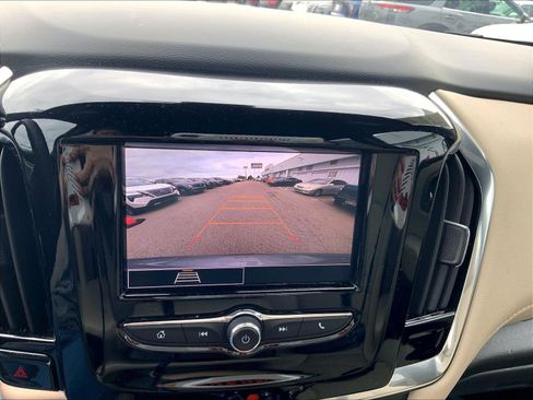 Used 2023 Chevrolet Traverse LS w/ Midnight/Sport Edition FWD image 21