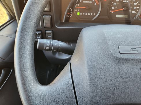 New 2025 Chevrolet Low Cab Forward image 30