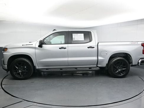 Used 2022 Chevrolet Silverado 1500 Custom w/ Rally Edition AWD/4WD image 6