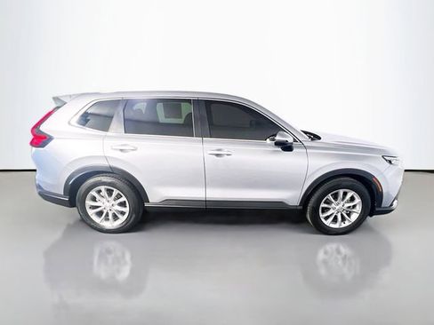 Used 2025 Honda CR-V EX image 9