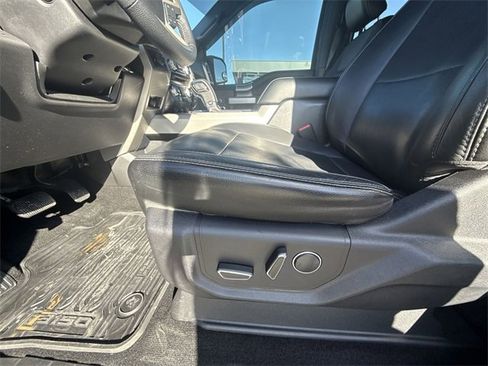 Used 2015 Ford F150 Lariat w/ Equipment Group 502A Luxury image 12