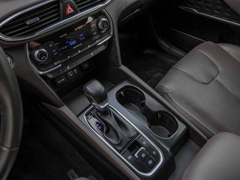 Used 2019 Hyundai Santa Fe Limited image 18