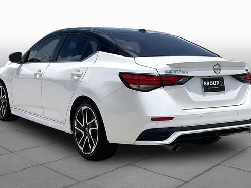Used 2025 Nissan Sentra SR w/ SR Premium Package FWD image 12