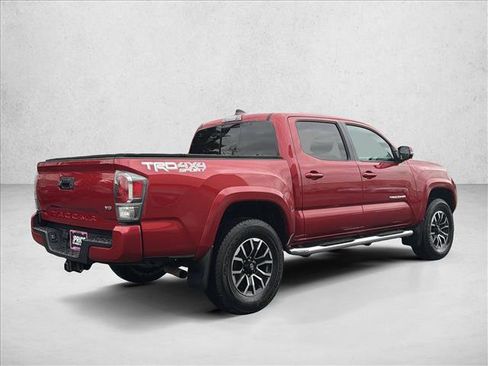 Certified 2022 Toyota Tacoma TRD Sport image 5