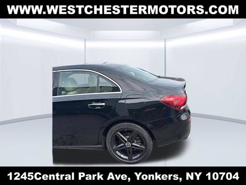Used 2022 Mercedes-Benz A 220 4MATIC w/ Premium Package Lite image 7