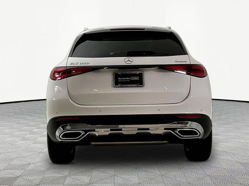 Certified 2023 Mercedes-Benz GLC 300 4MATIC image 5