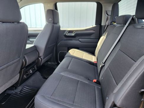 Used 2026 Chevrolet Silverado 1500 LT image 14