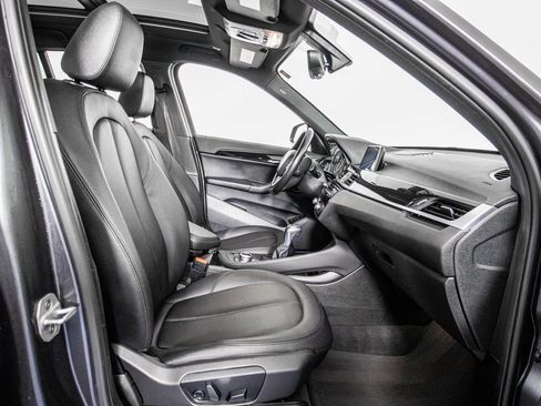 Used 2018 BMW X1 sDrive28i w/ Convenience Package image 10