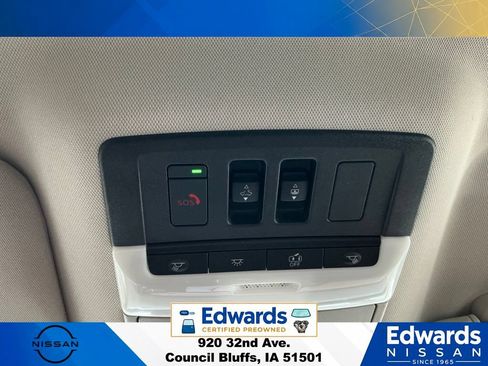 Used 2022 Nissan Pathfinder Platinum w/ Cargo Package AWD/4WD image 37