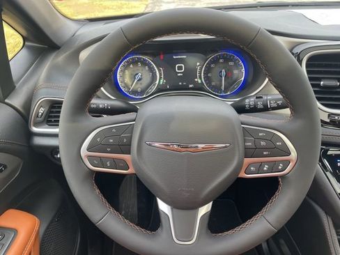 New 2026 Chrysler Pacifica Pinnacle w/ Trailer Tow Group image 22