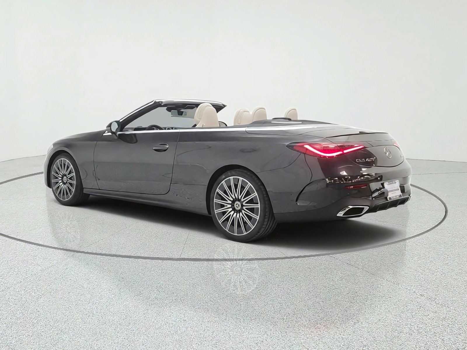 New 2027 Mercedes-Benz CLE 450 4MATIC Cabriolet image 7