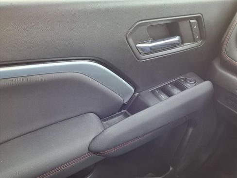 Used 2023 Chevrolet Colorado Z71 w/ Z71 Convenience Package 2 image 19