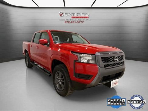 Used 2025 Nissan Frontier SV image 3